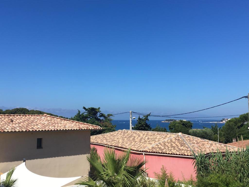 סנרי-סור-מר Appartement Terrasse Vue Mer, Plage Gorguette A 1 Minute A Pied, Wifi,Clim Parking Collectif מראה חיצוני תמונה